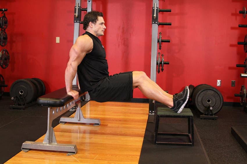 Démonstration de l’exercice : Dips triceps sur banc