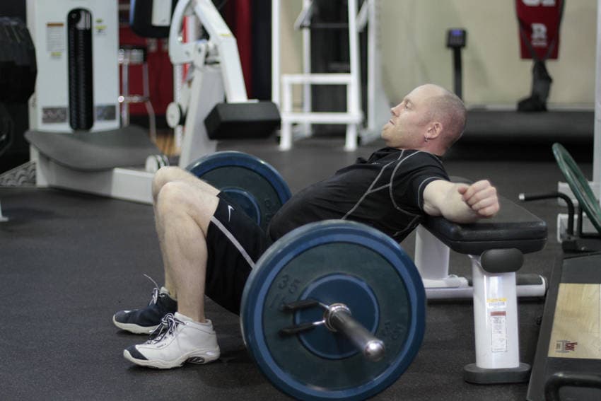 Démonstration de l’exercice : Hip thrust