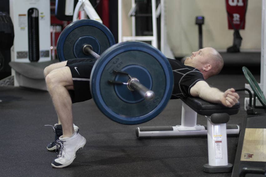 Démonstration de l’exercice : Hip thrust