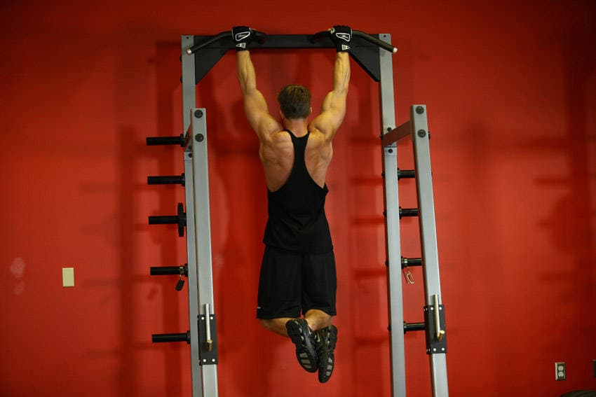 Démonstration de l’exercice : Tractions en pronation