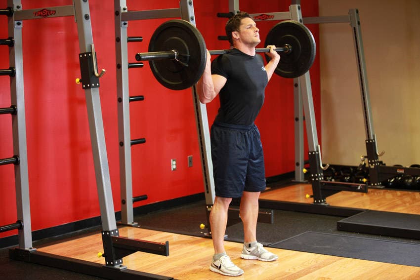Démonstration de l’exercice : Squat à la barre