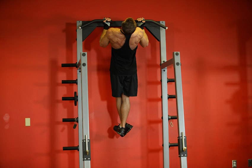 Démonstration de l’exercice : Tractions sternum Gironda