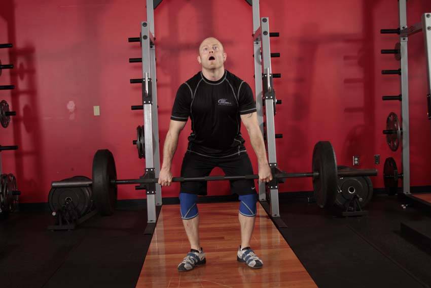 Démonstration de l’exercice : Épaulé suspendu (hang clean)