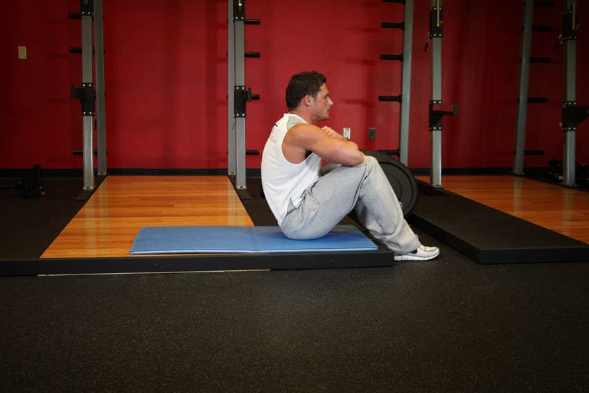 Démonstration de l’exercice : Sit-up Janda