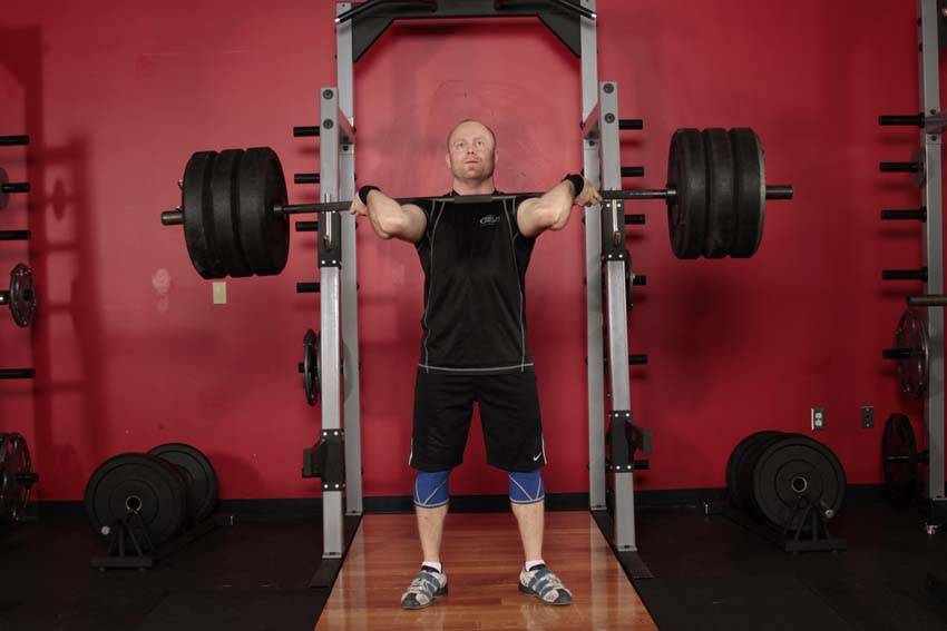 Démonstration de l’exercice : Squat de flexion du jerk