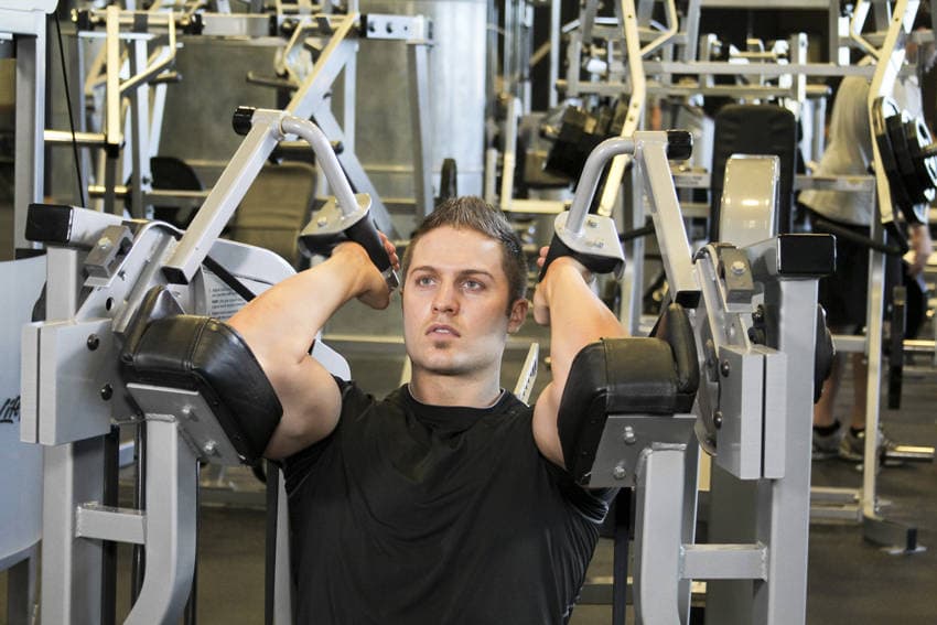 Démonstration de l’exercice : Extension triceps à la machine
