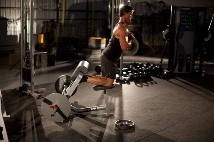 Démonstration de l’exercice : Glute ham raise au poids du corps