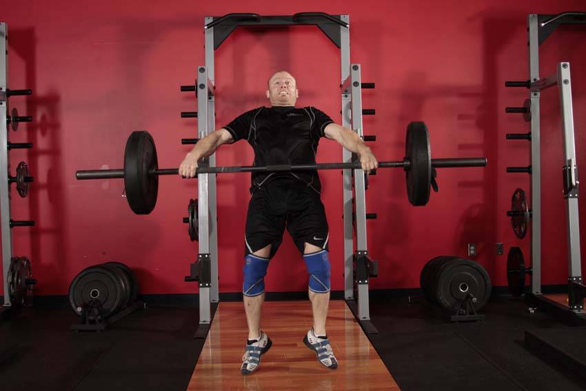 Démonstration de l’exercice : Arraché en puissance (power snatch)