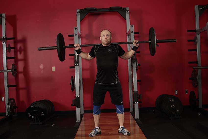 Démonstration de l’exercice : Squat de réception à l'arraché (snatch balance)