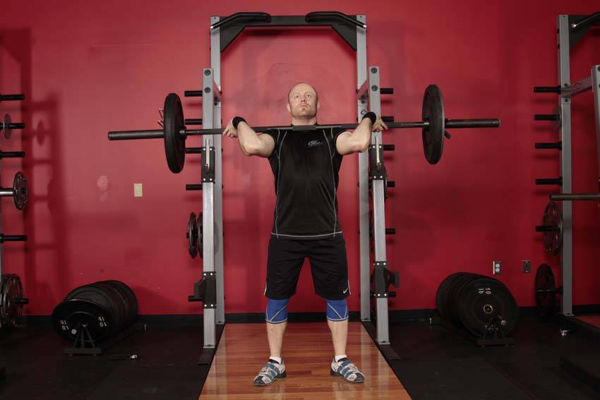 Démonstration de l’exercice : Jerk en squat à la barre