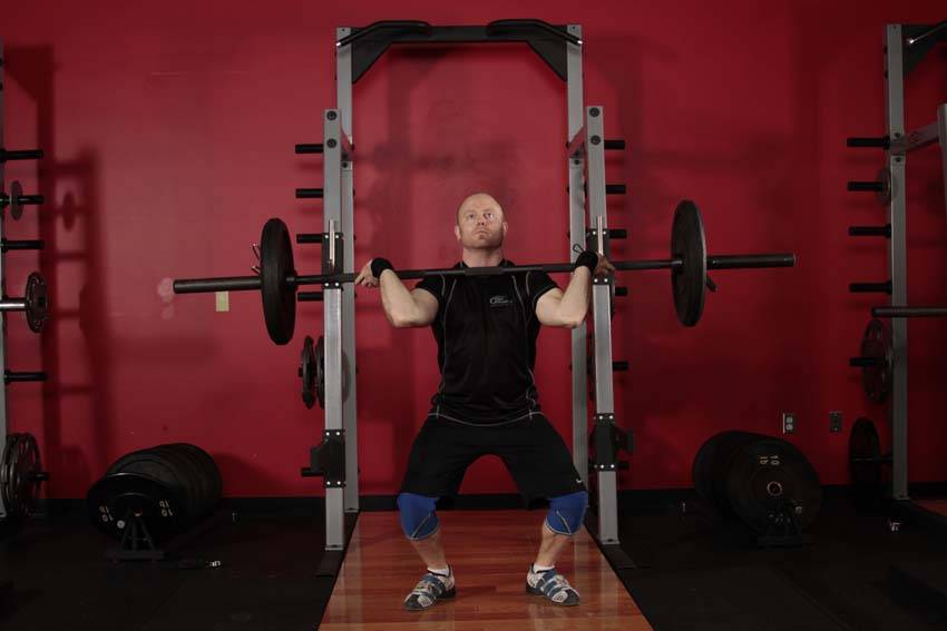 Démonstration de l’exercice : Jerk en squat à la barre