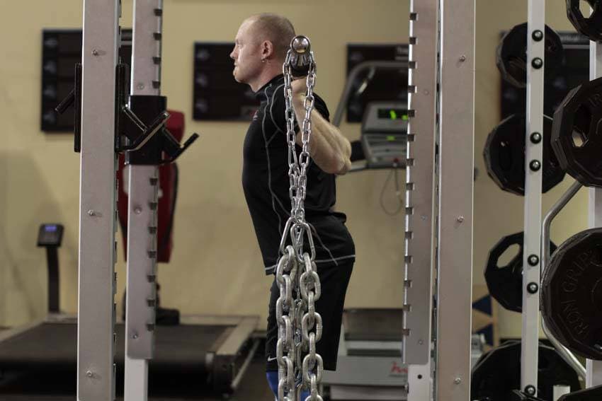 Démonstration de l’exercice : Squat avec chaînes
