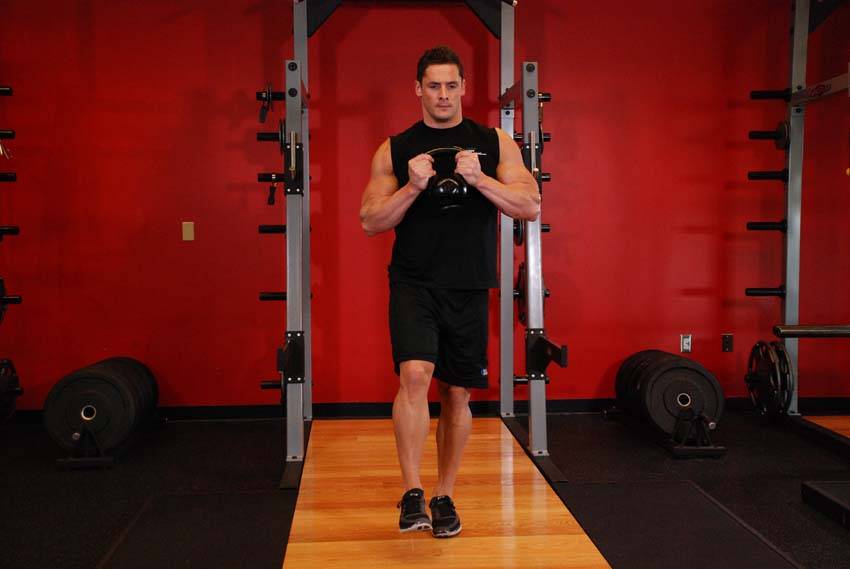 Démonstration de l’exercice : Squat pistol au kettlebell