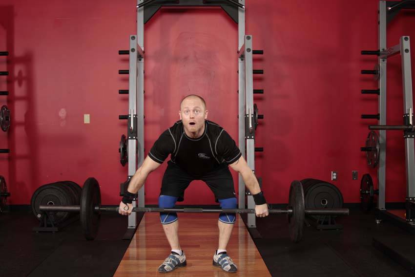 Démonstration de l’exercice : Arraché musclé à la barre