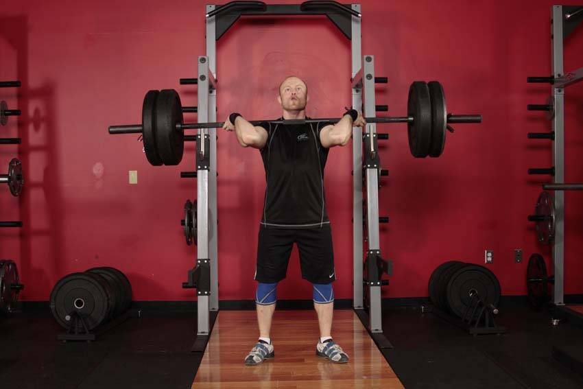 Démonstration de l’exercice : Jeté en puissance (power jerk)